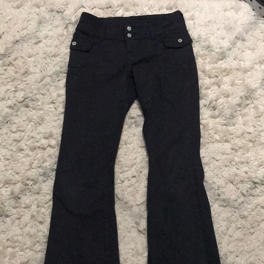 Brandy Melville navy blue cargo jeans